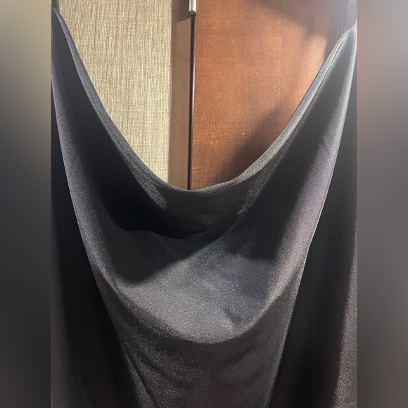NWT Elegant Classy Curvy Sexy Satin Stretchy Black Bodycon Midi Dress size Large - Picture 7 of 15